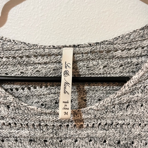 Leo & Nicole Gray Sweater - Picture 3 of 4